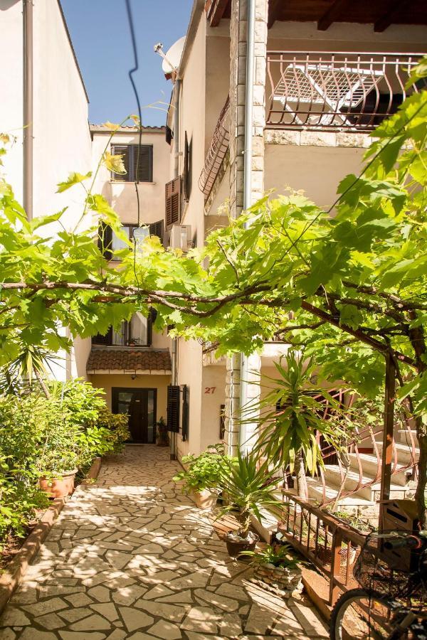 Apartment Regina Rovinj Habitación foto
